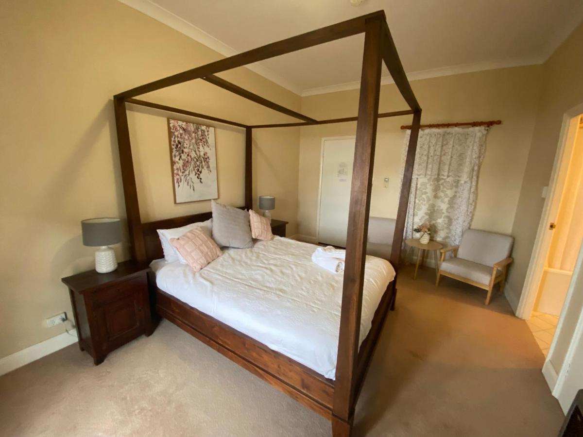 Settlers House York Hotel ภายนอก รูปภาพ