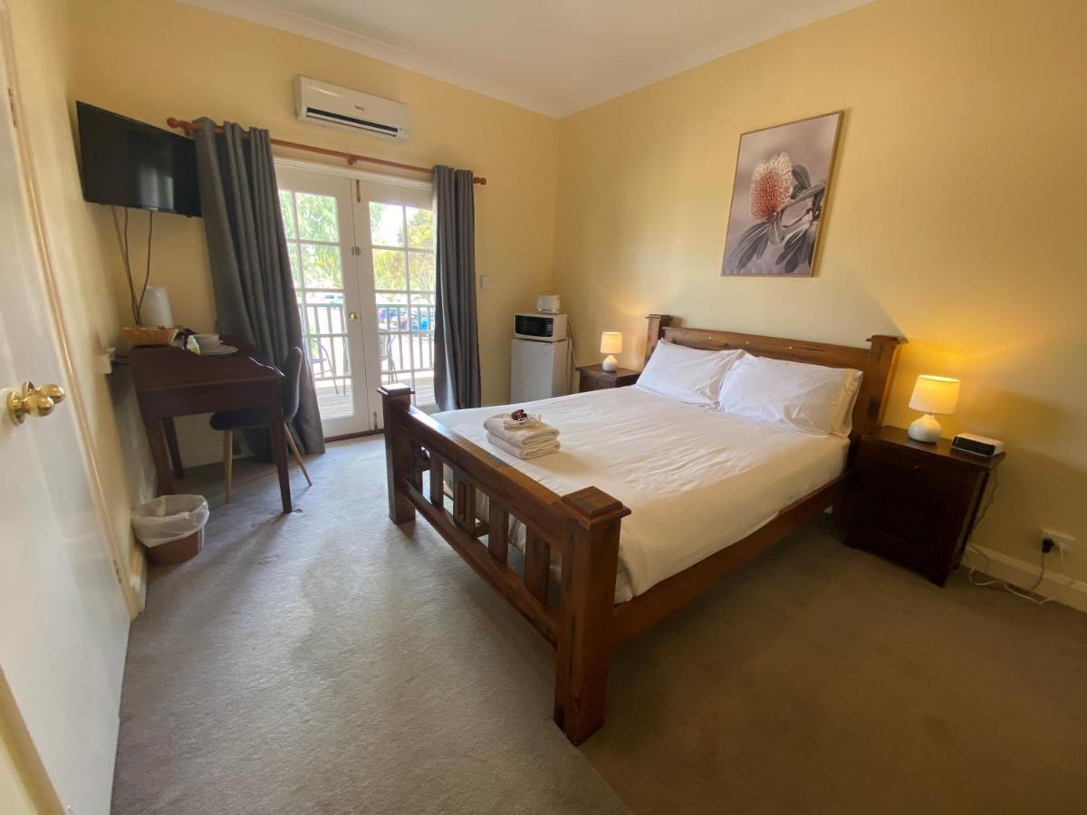 Settlers House York Hotel ภายนอก รูปภาพ