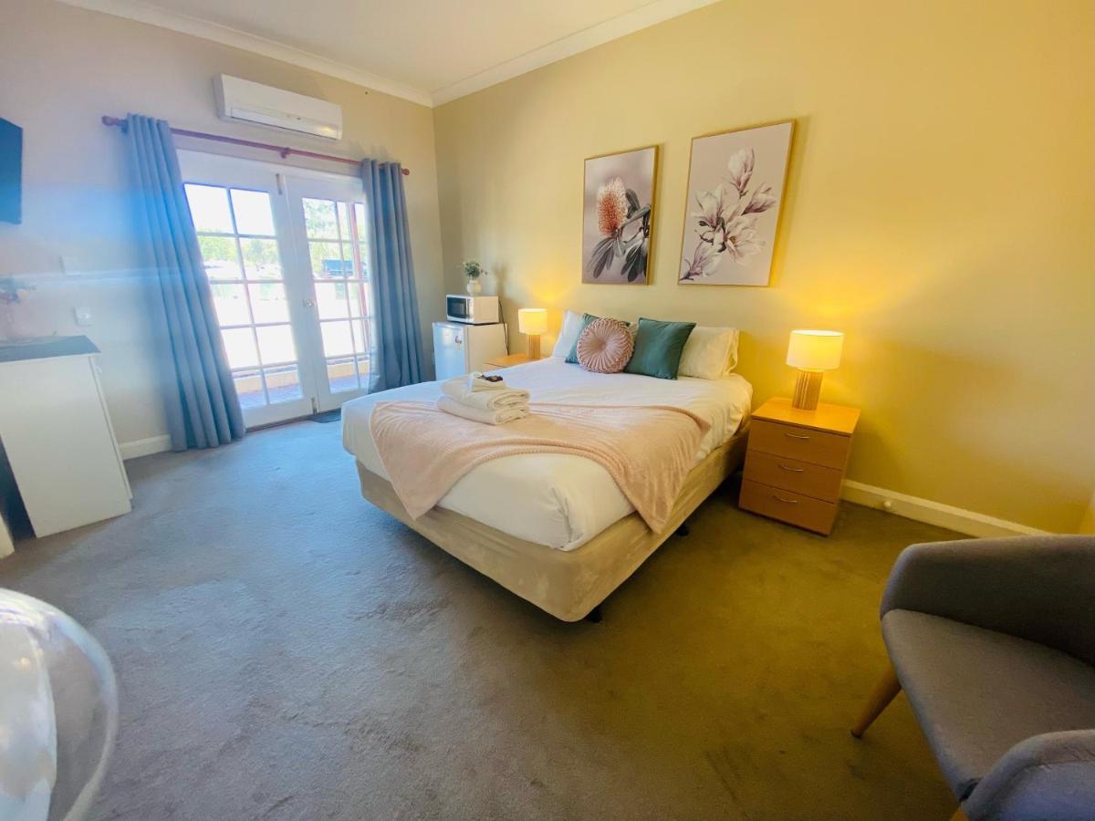 Settlers House York Hotel ภายนอก รูปภาพ