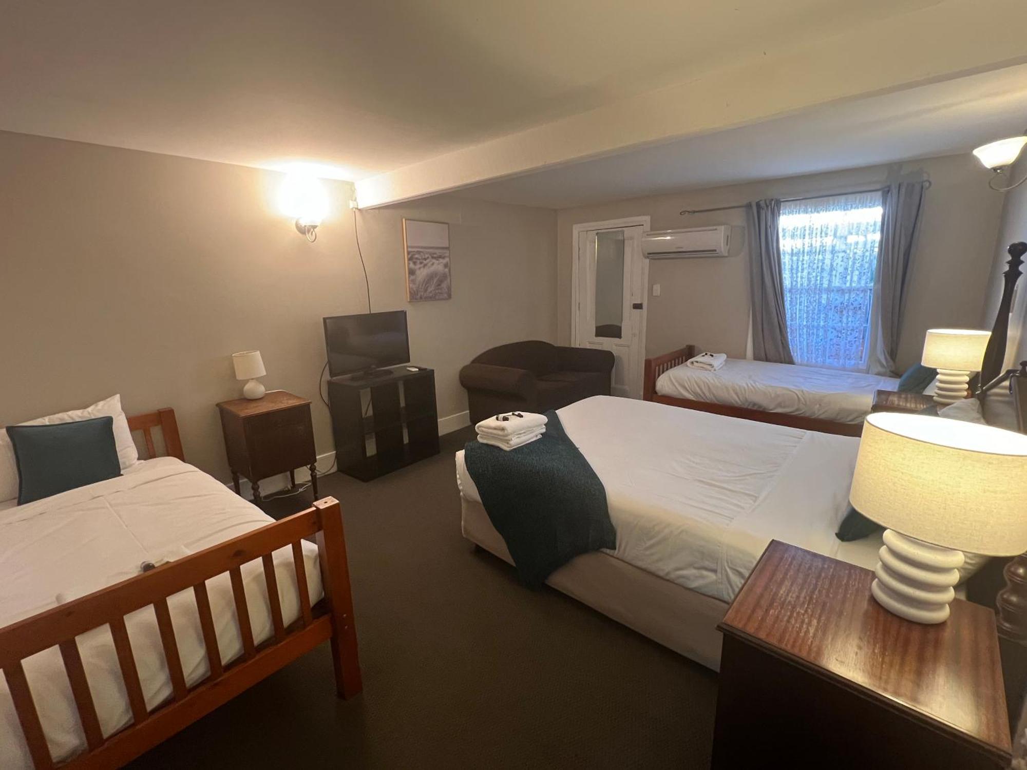 Settlers House York Hotel ภายนอก รูปภาพ