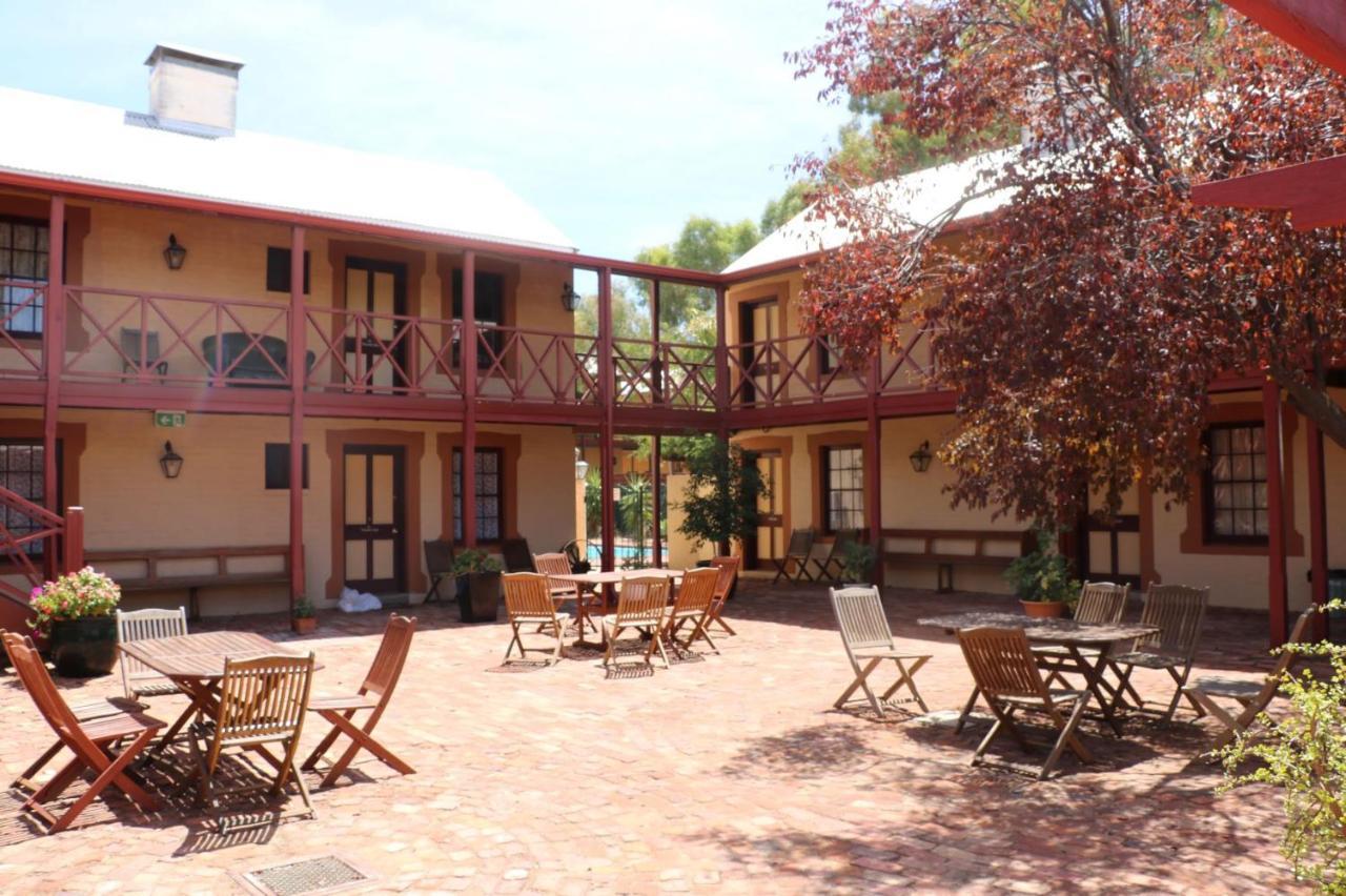 Settlers House York Hotel ภายนอก รูปภาพ